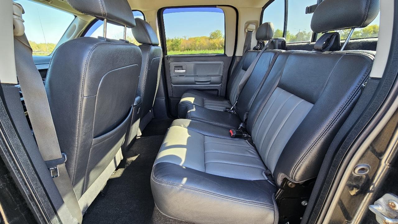 Dodge Dakota 4WD Crew Cab Laramie 2008
