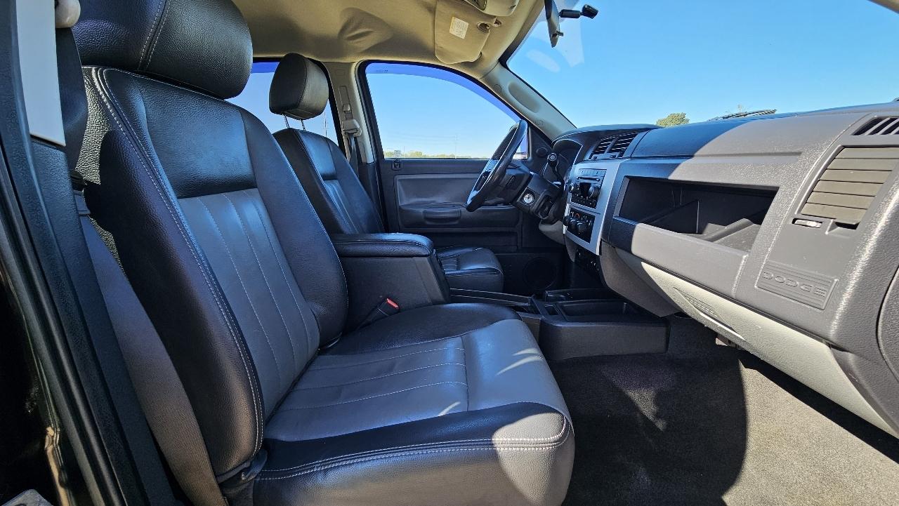 Dodge Dakota 4WD Crew Cab Laramie 2008