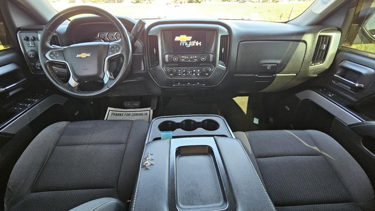 Chevrolet Silverado 1500 4WD Crew Cab 143.5" LT w/2LT 2015
