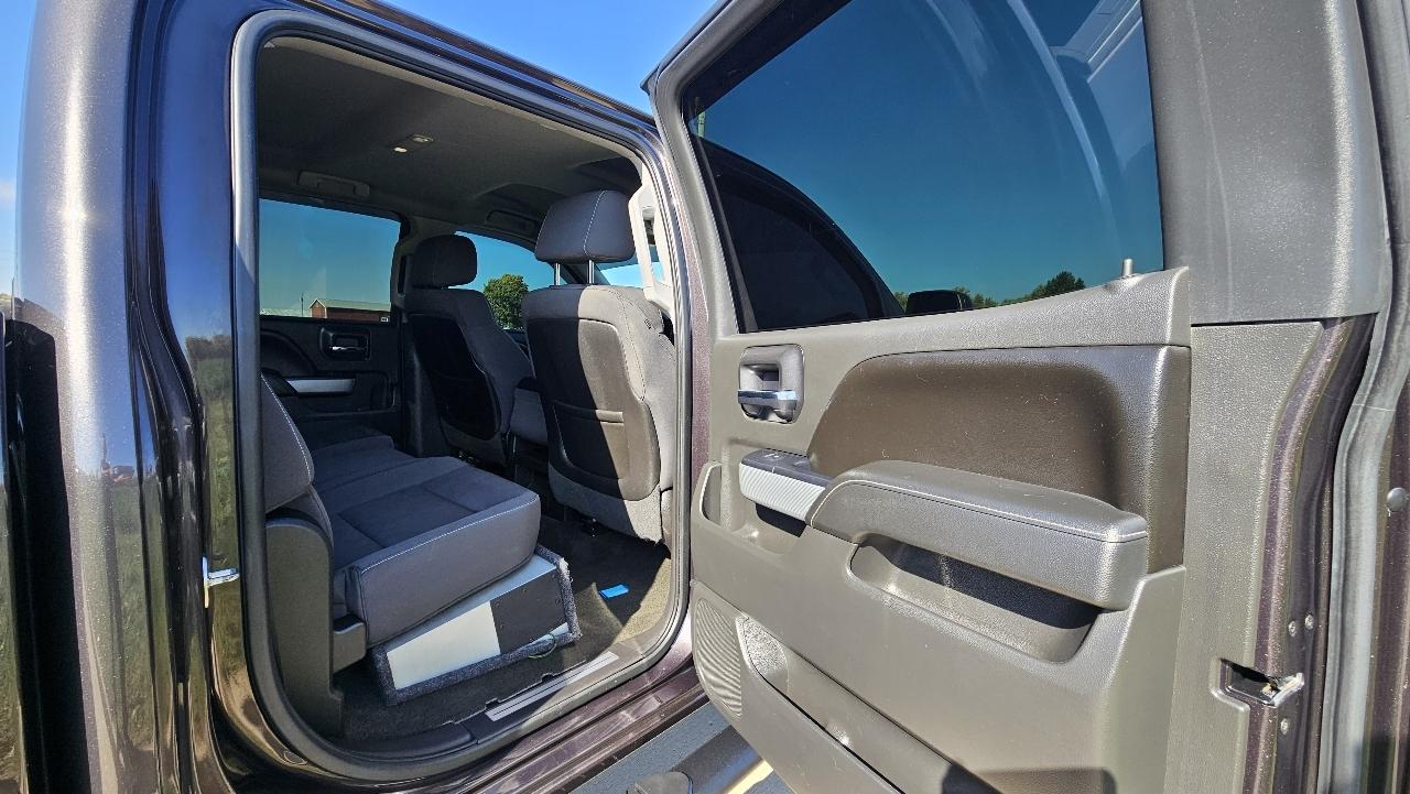Chevrolet Silverado 1500 4WD Crew Cab 143.5" LT w/2LT 2015