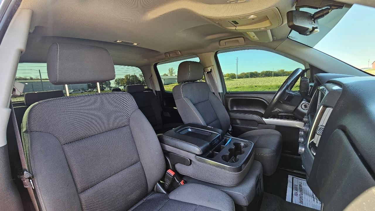 Chevrolet Silverado 1500 4WD Crew Cab 143.5" LT w/2LT 2015