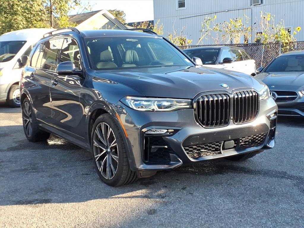 2021 BMW X7 M50i