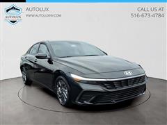 2024 Hyundai Elantra 