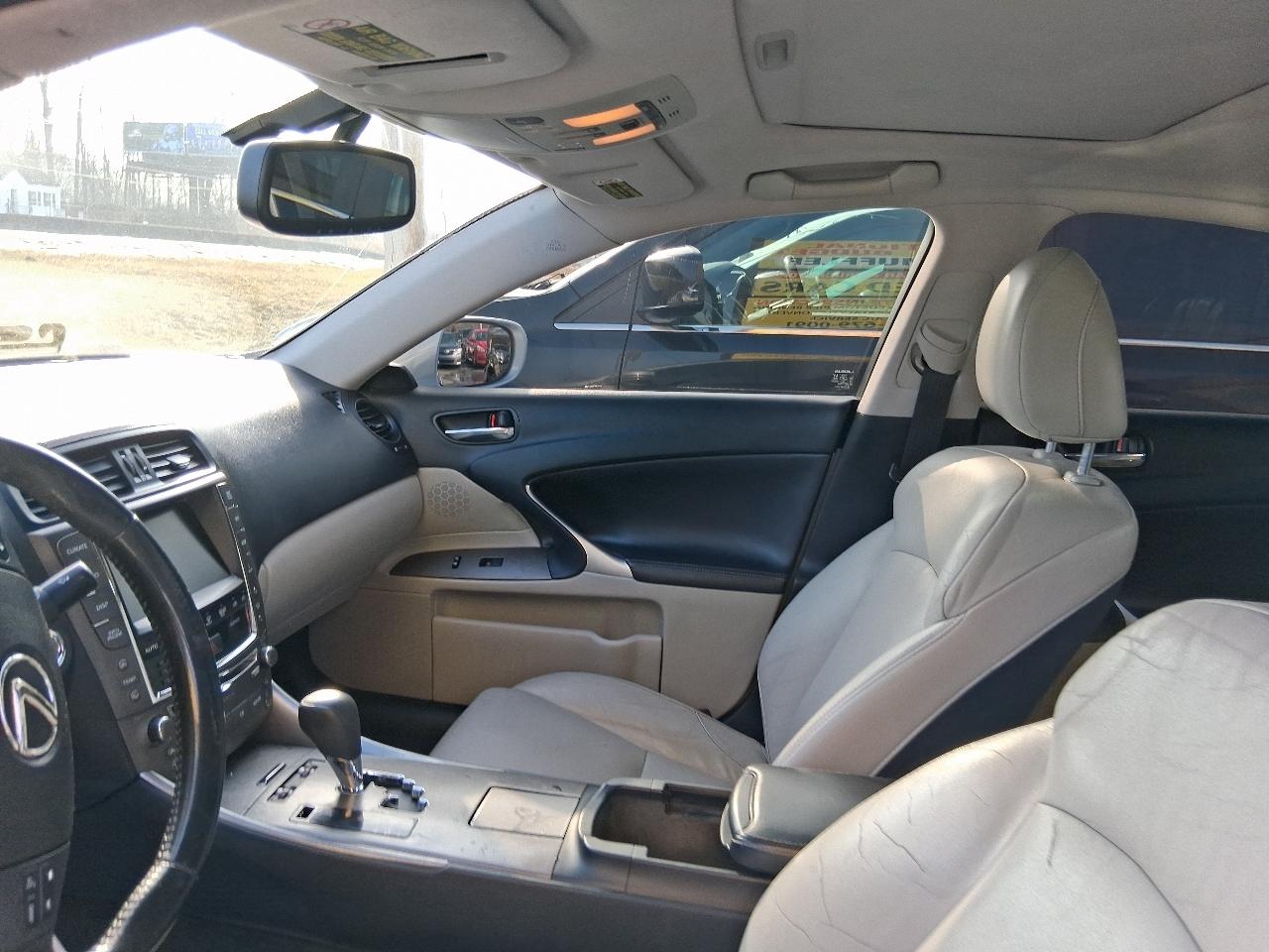 Lexus IS IS 250 AWD 6-Speed Sequential 2010