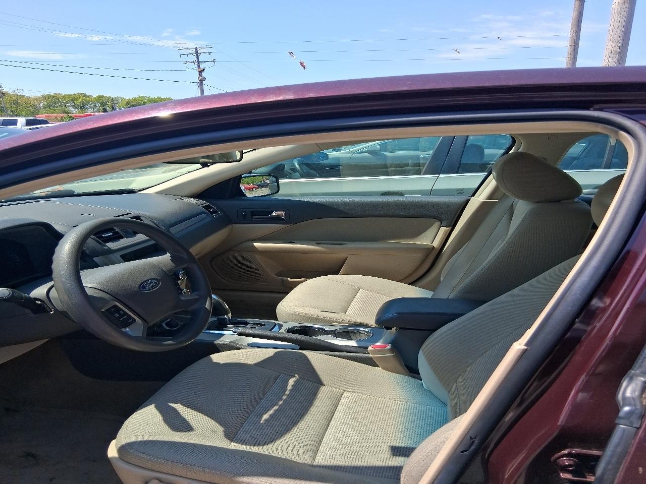 Ford Fusion I4 SE 2011