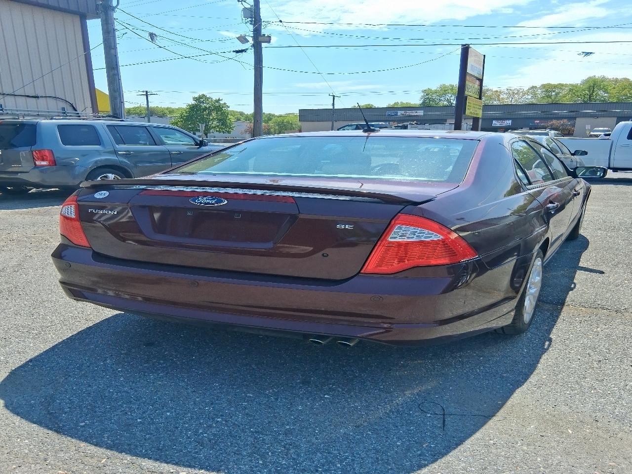 Ford Fusion I4 SE 2011