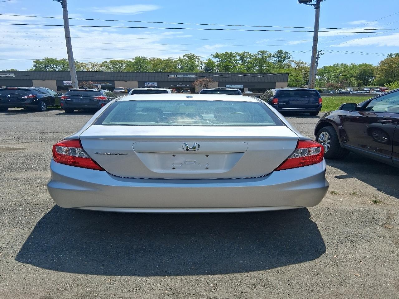 Honda Civic EX-L Sedan 5-Speed AT 2012