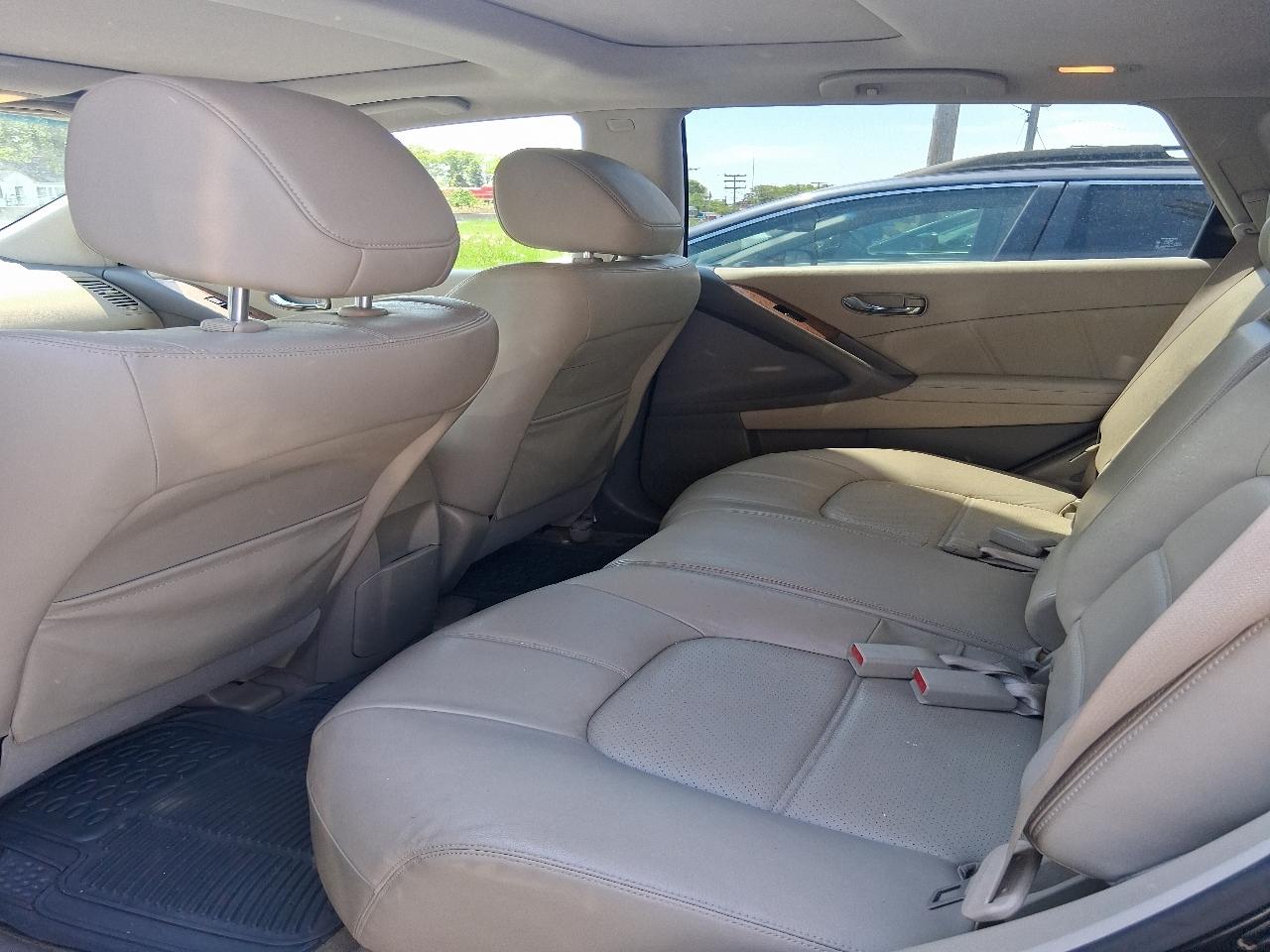 Nissan Murano SV 2013