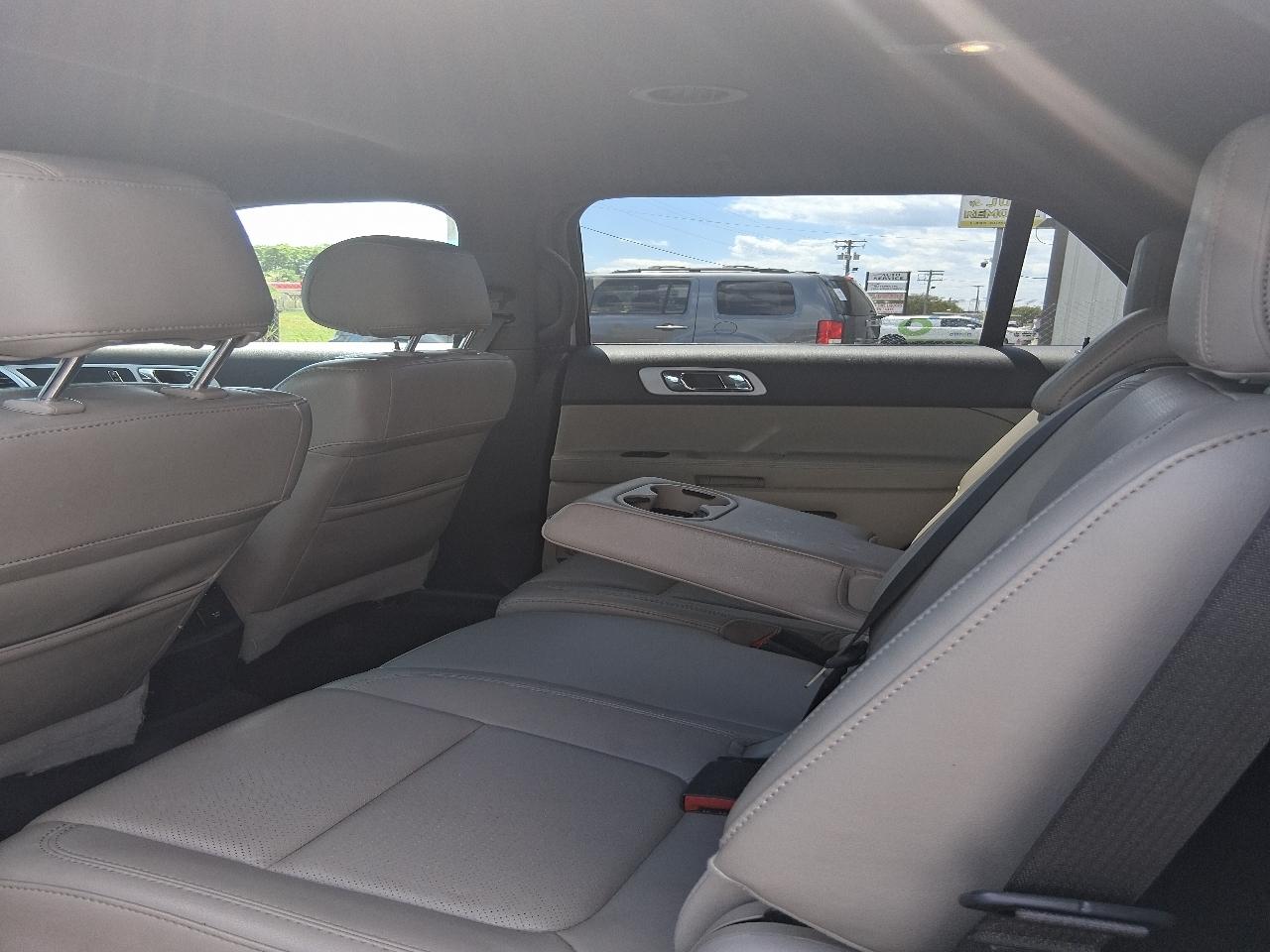 Ford Explorer Limited 4WD 2011