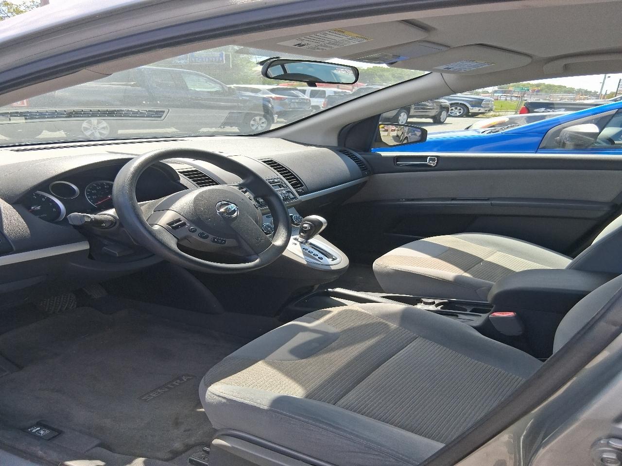 Nissan Sentra 2.0 SL 2010
