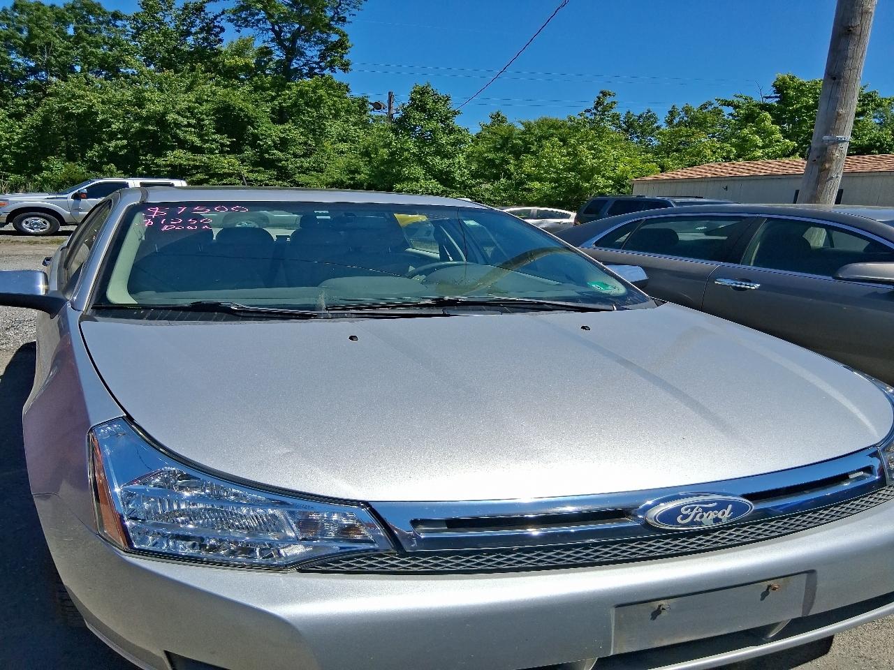 2011 Ford Focus SEL Sedan