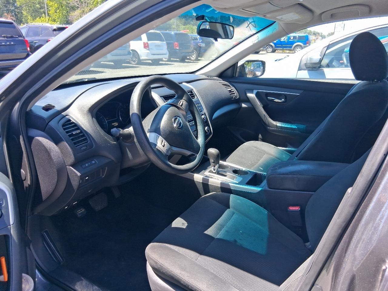 Nissan Altima 2.5 SV 2015
