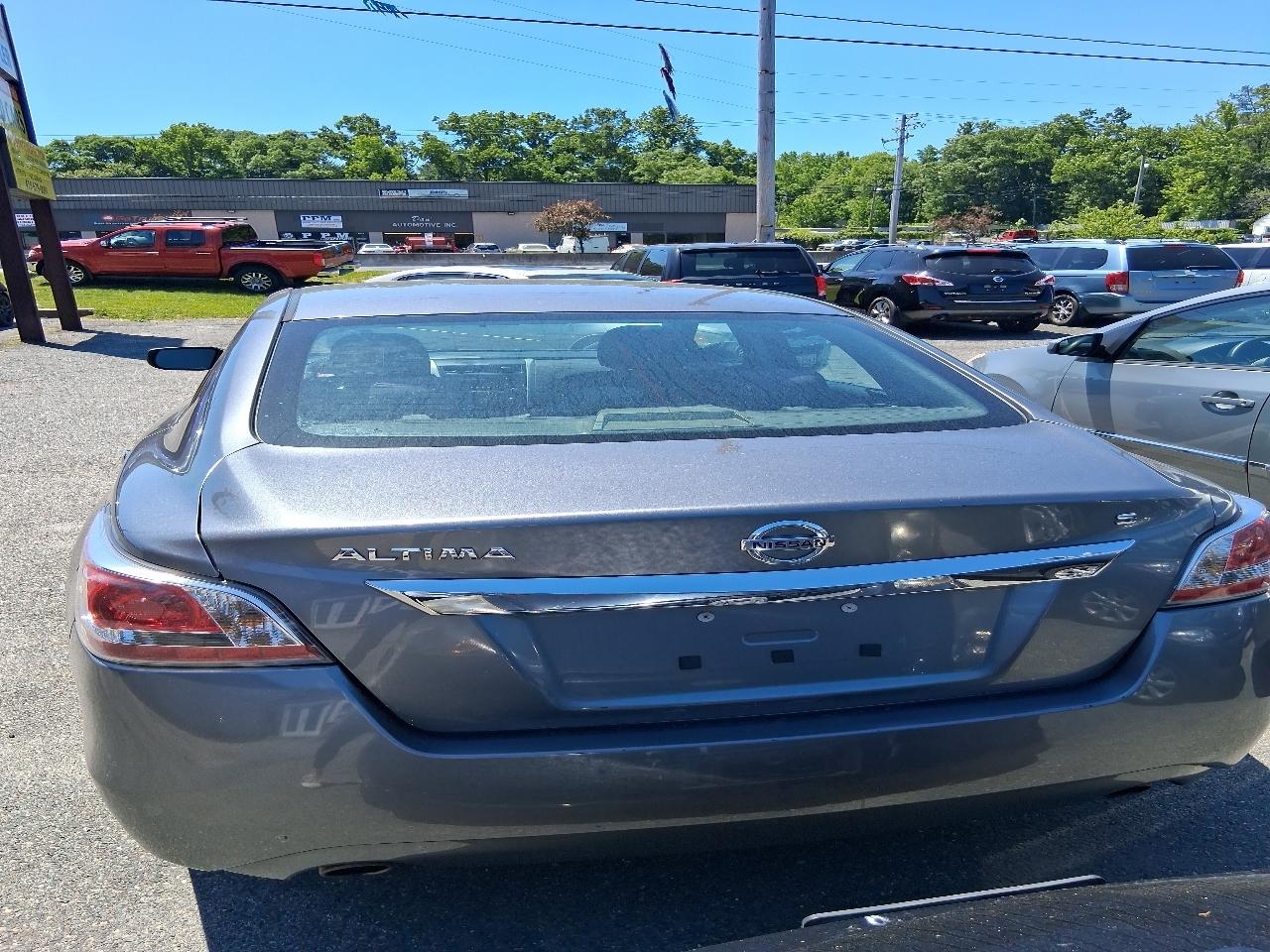 Nissan Altima 2.5 SV 2015