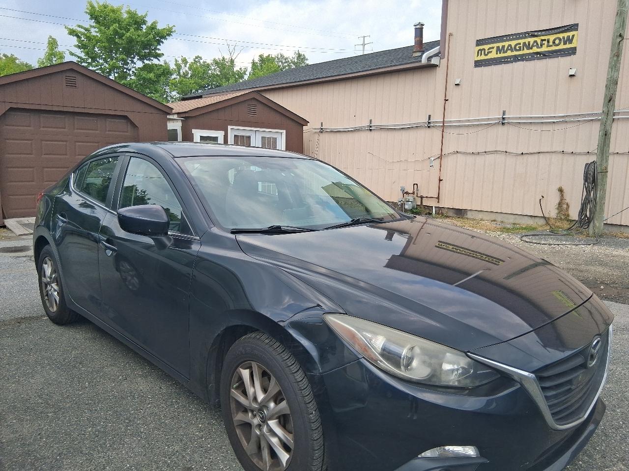 Mazda MAZDA3 I Grand Touring MT 4-Door 2016