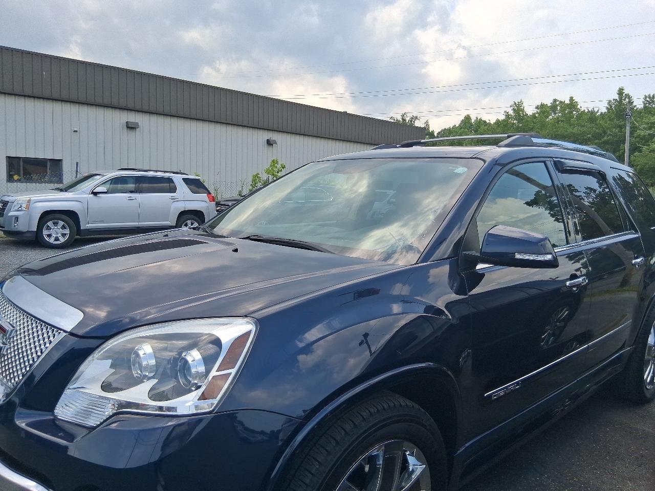 GMC Acadia Denali AWD 2012