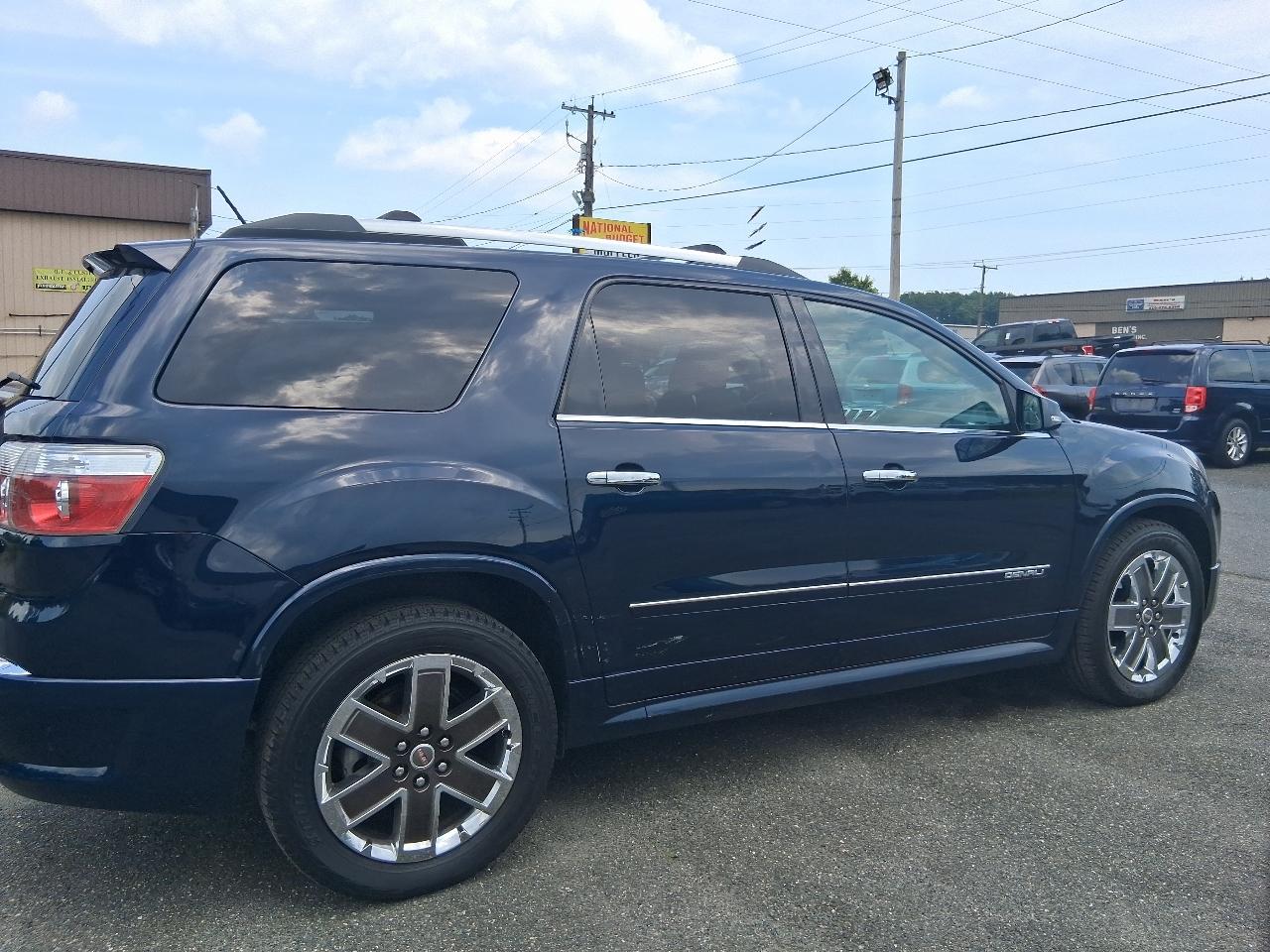 GMC Acadia Denali AWD 2012