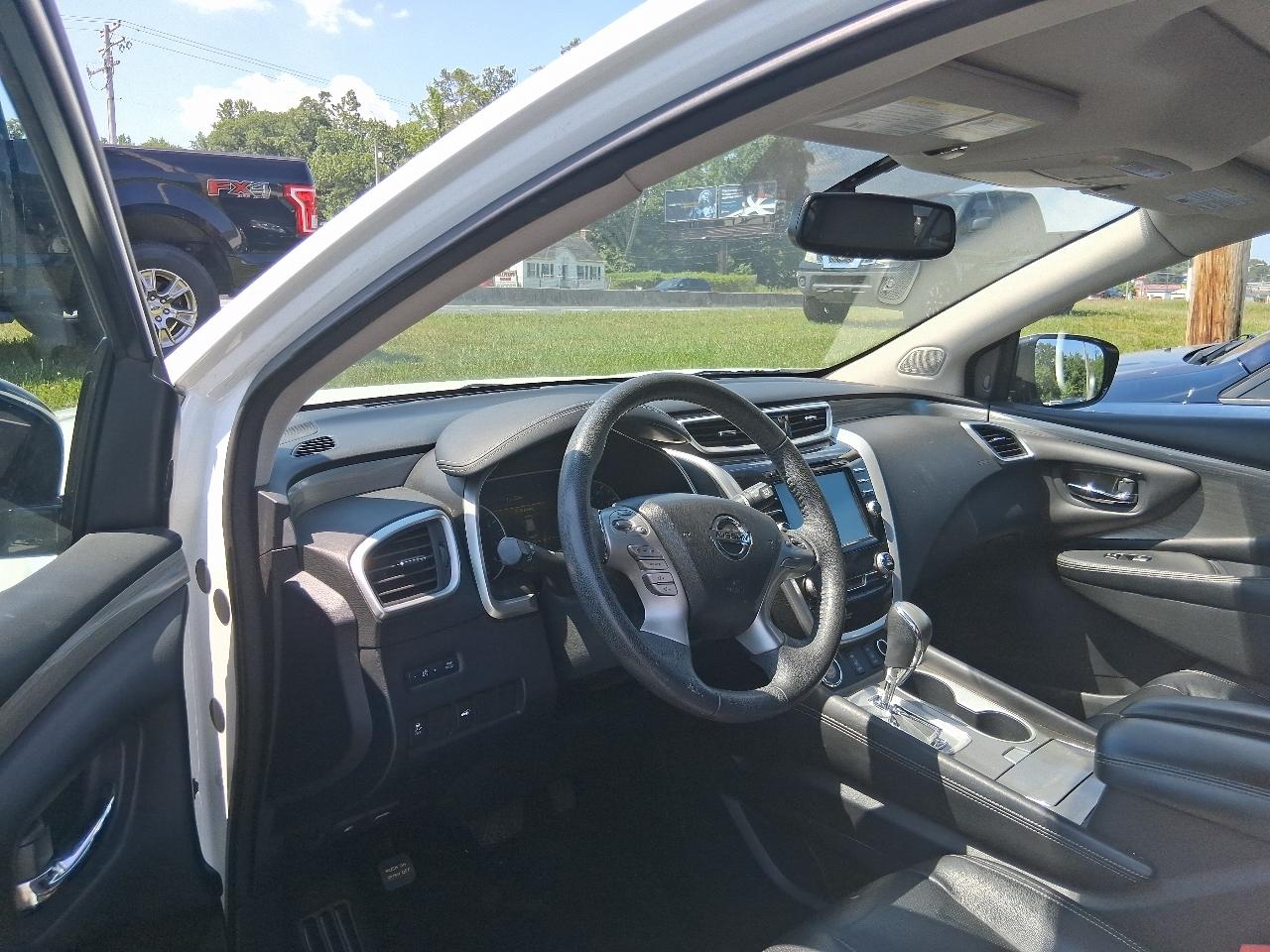 Nissan Murano SV AWD 2015
