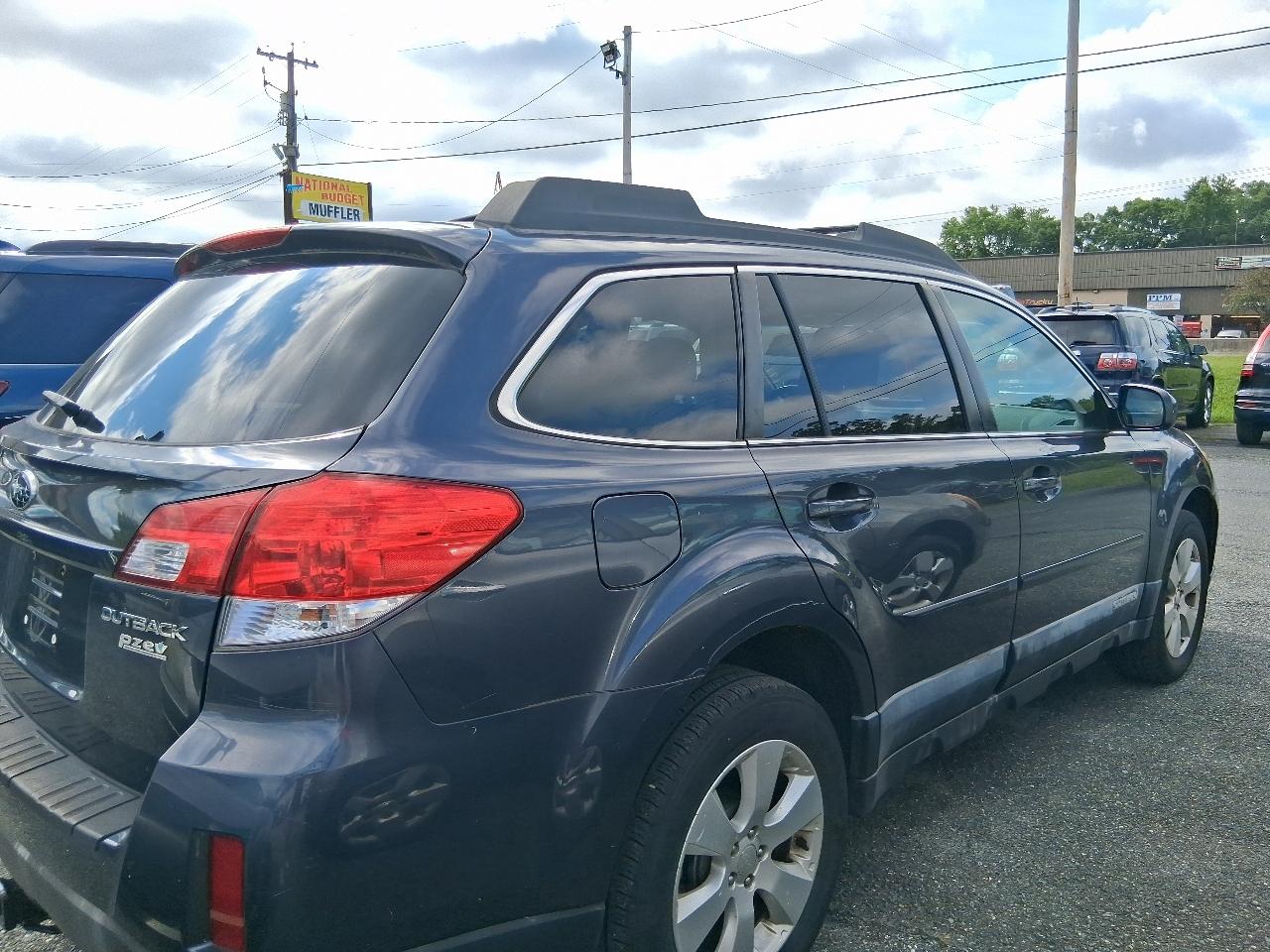 Subaru Outback 2.5i Premium 2010