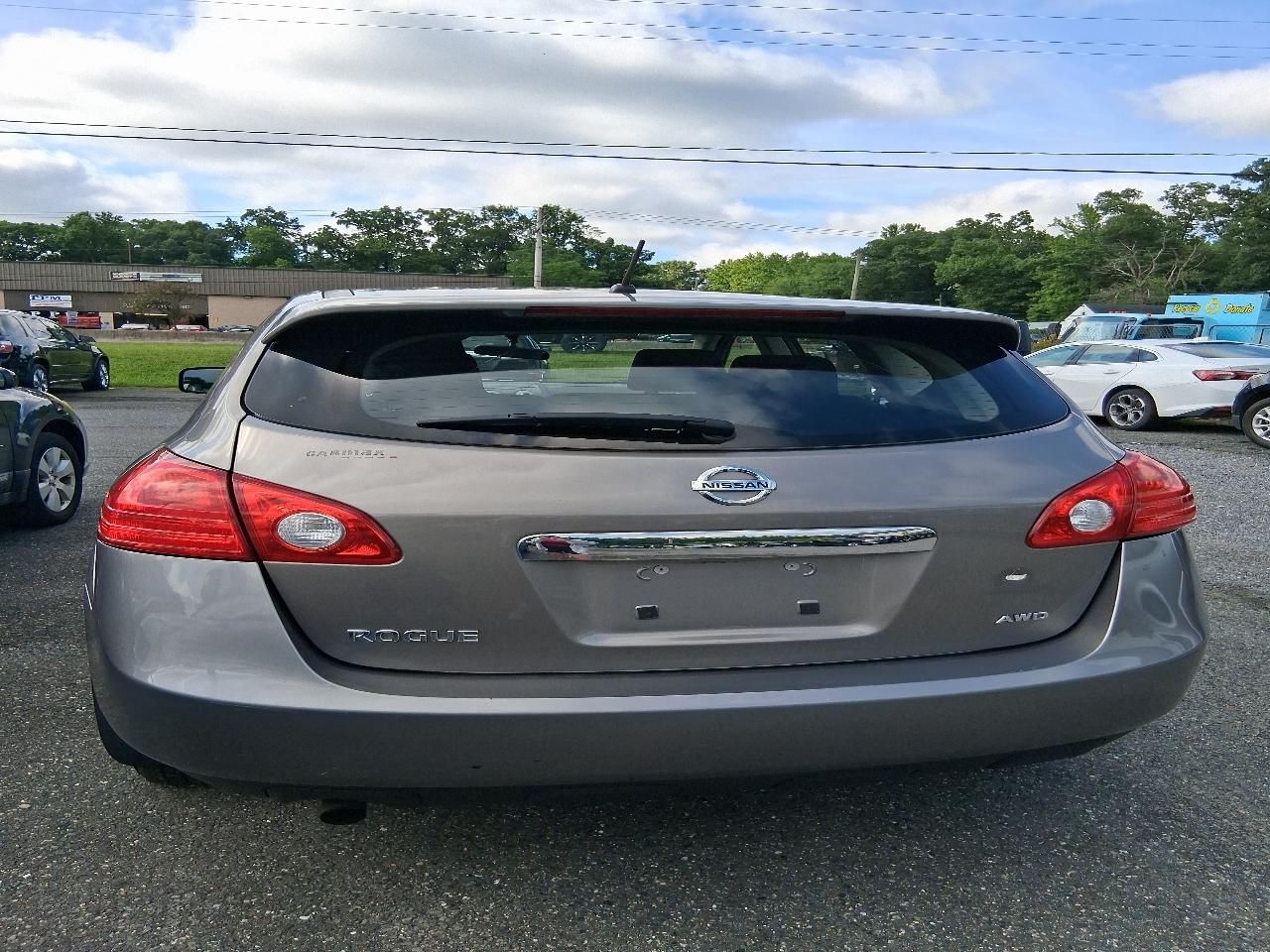 Nissan Rogue S AWD 2012