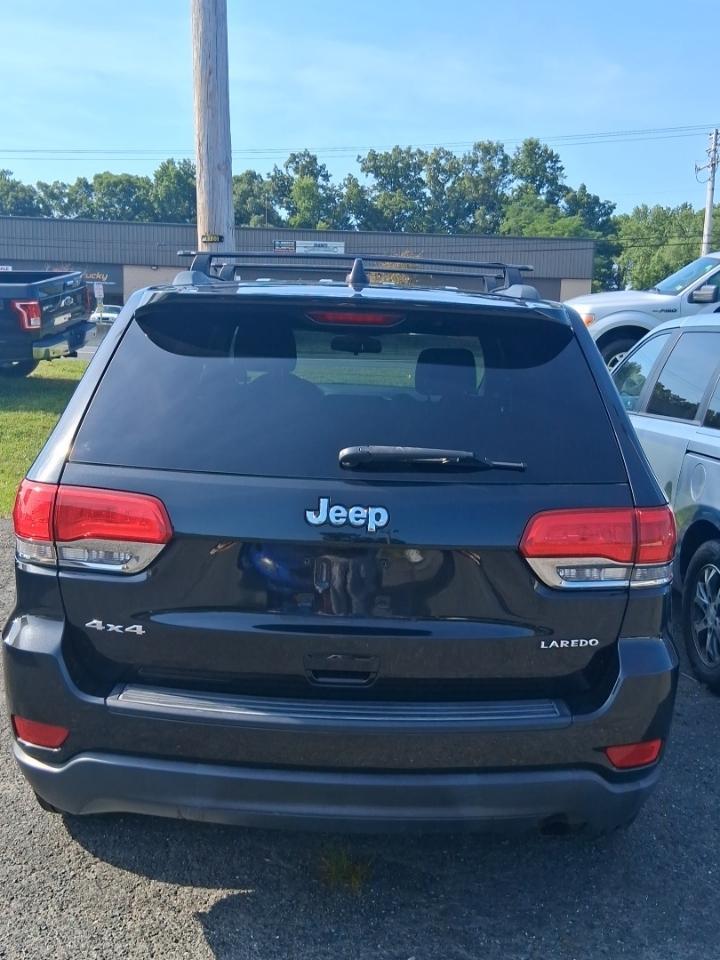 Jeep Grand Cherokee Laredo 4WD 2015