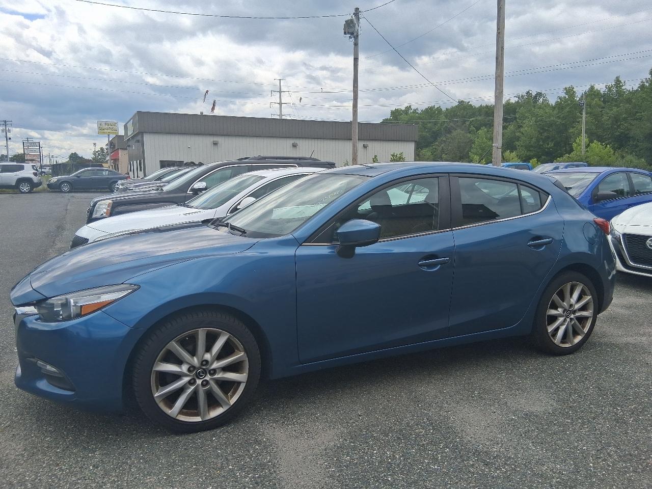 Mazda MAZDA3 i Touring AT 5-Door 2017