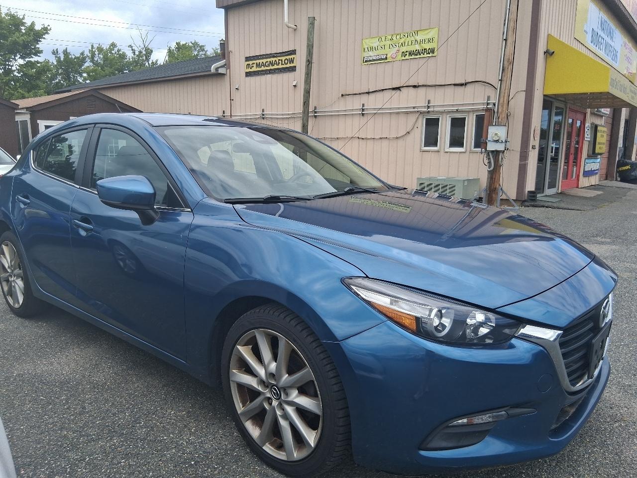 Mazda MAZDA3 i Touring AT 5-Door 2017