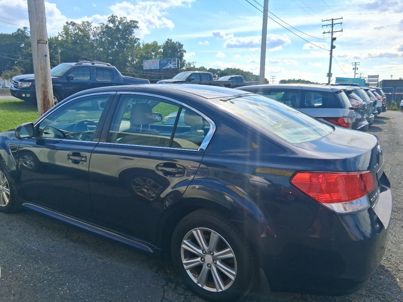 Subaru Legacy 2.5i Premium 2012