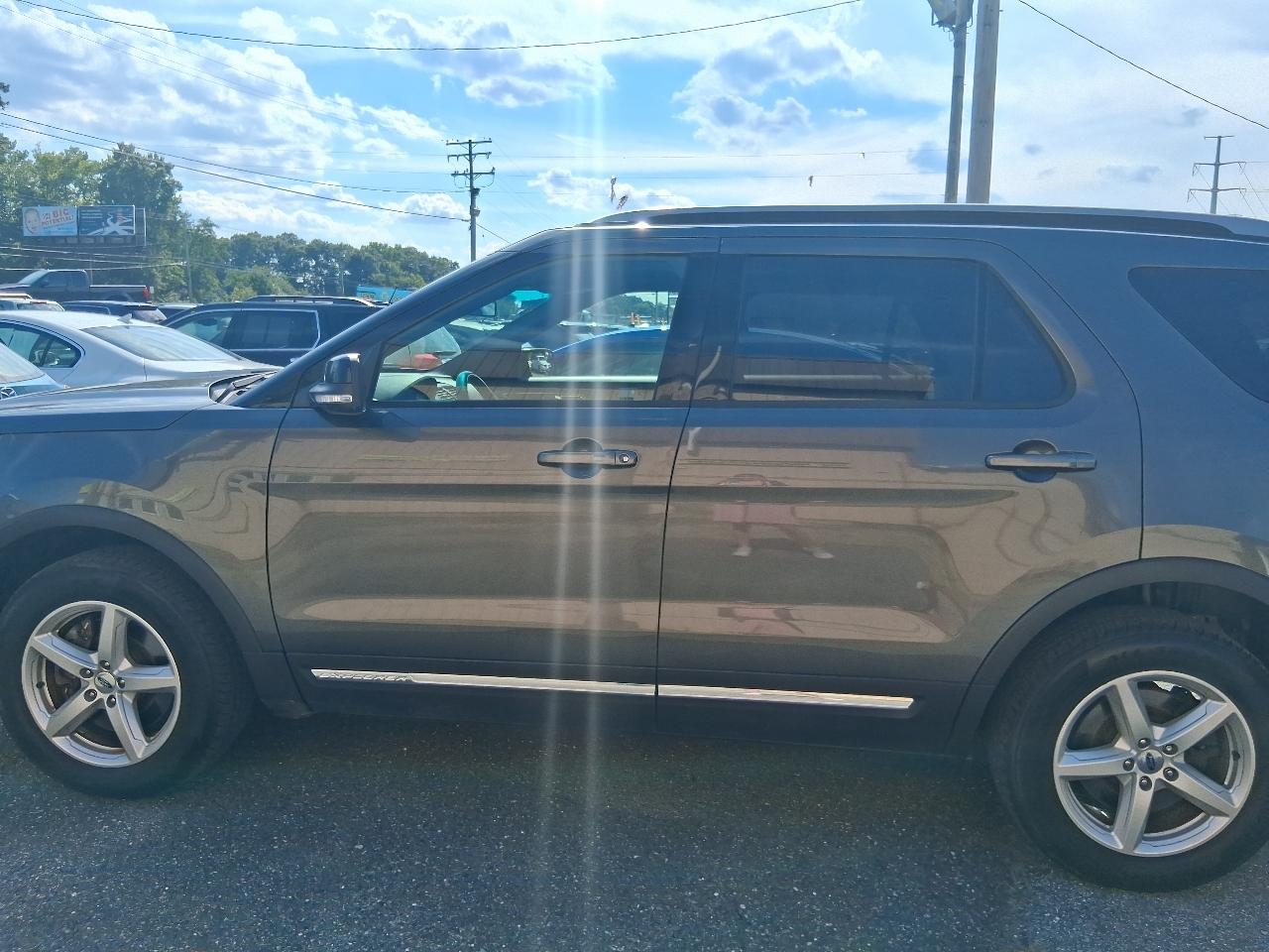 Ford Explorer XLT 4WD 2016