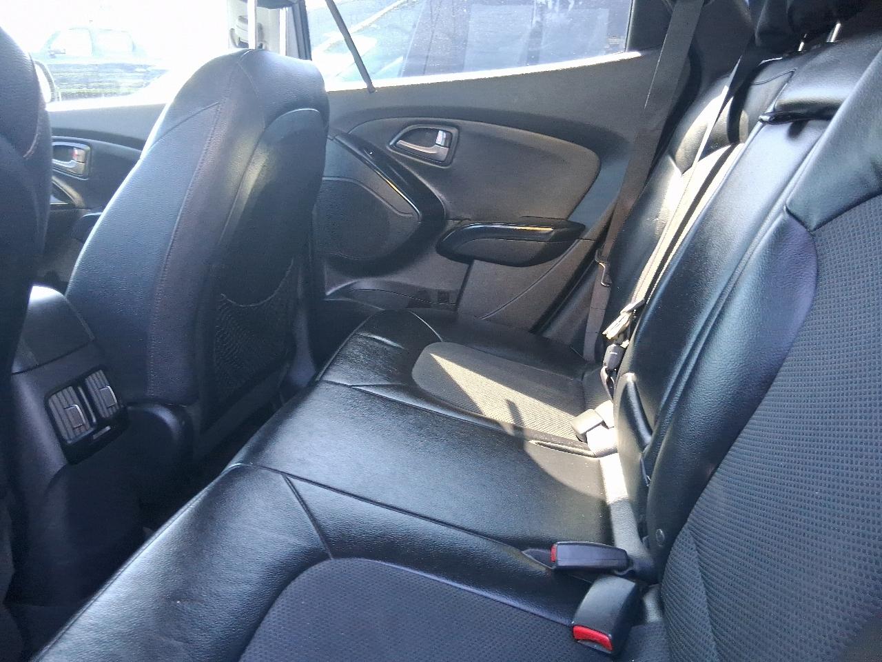 Hyundai Tucson SE FWD 2015