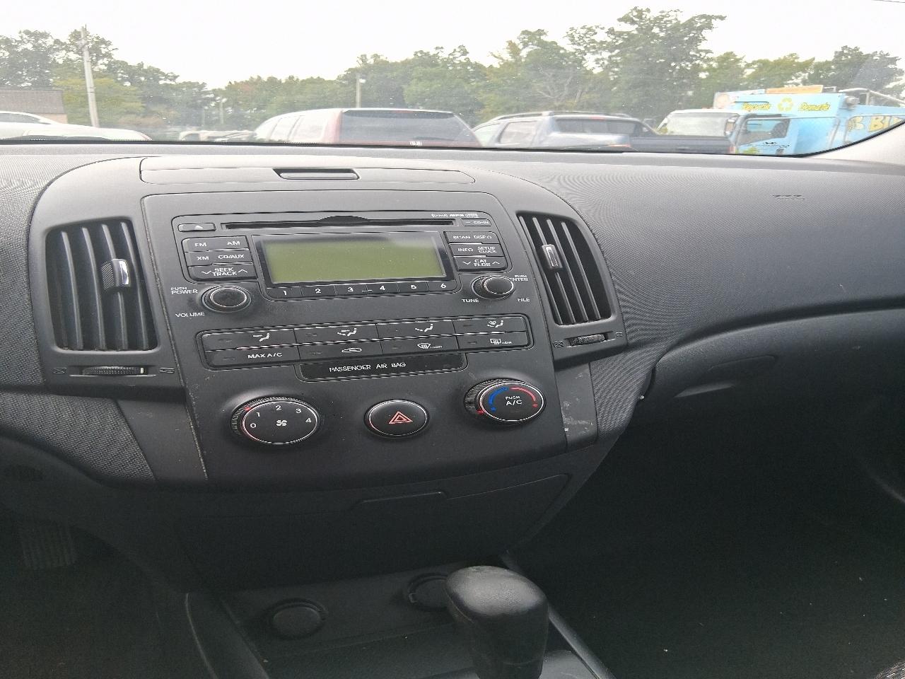 Hyundai Elantra Touring SE Manual 2012