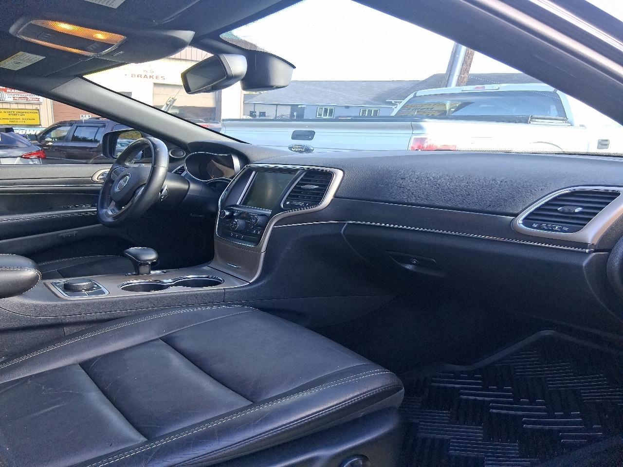 Jeep Grand Cherokee Limited 4WD 2015