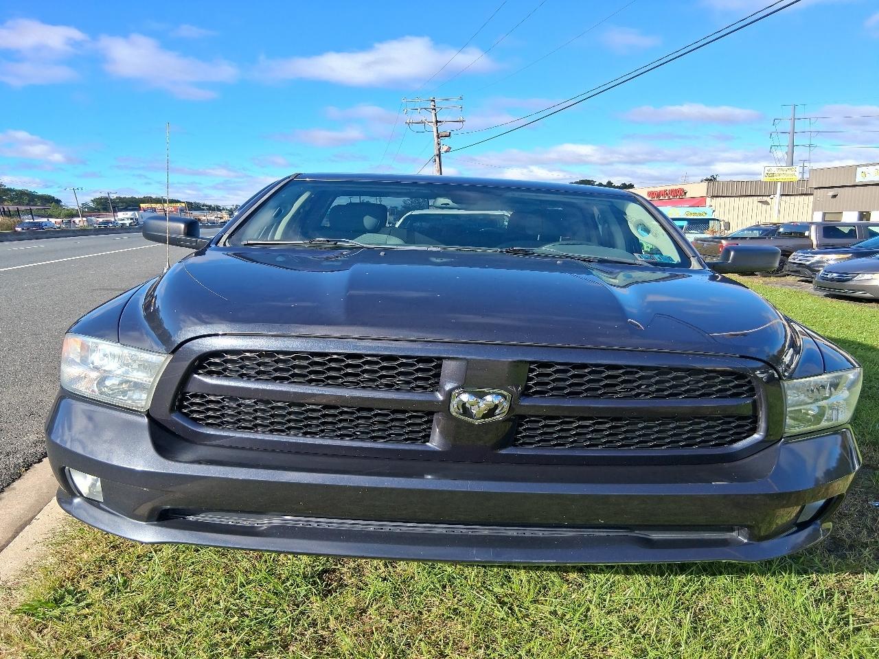 RAM 1500 Tradesman Crew Cab SWB 4WD 2014