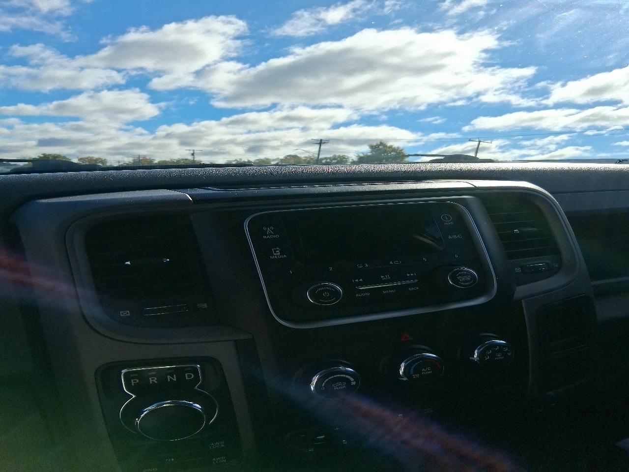 RAM 1500 Tradesman Crew Cab SWB 4WD 2014
