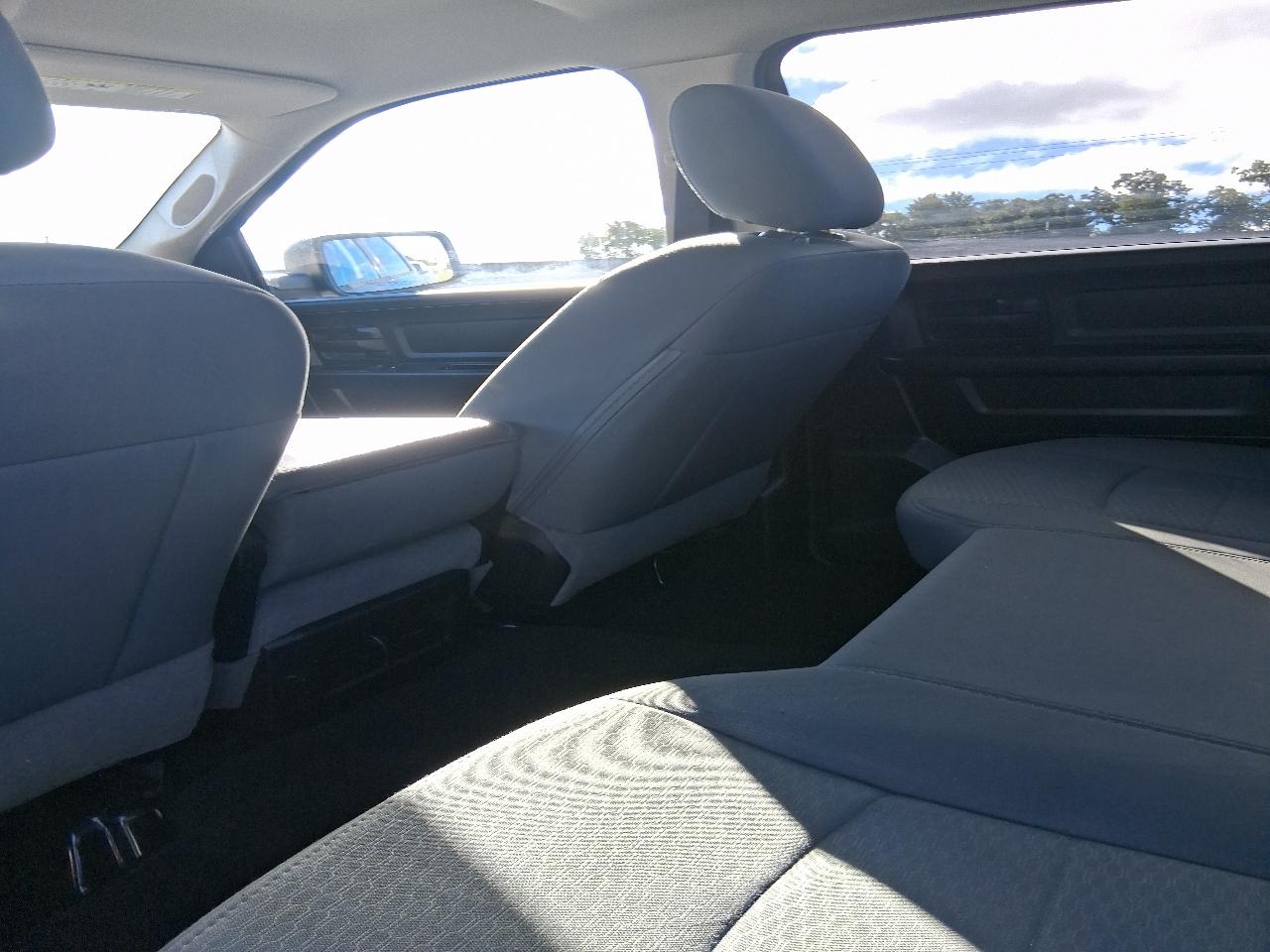 RAM 1500 Tradesman Crew Cab SWB 4WD 2014