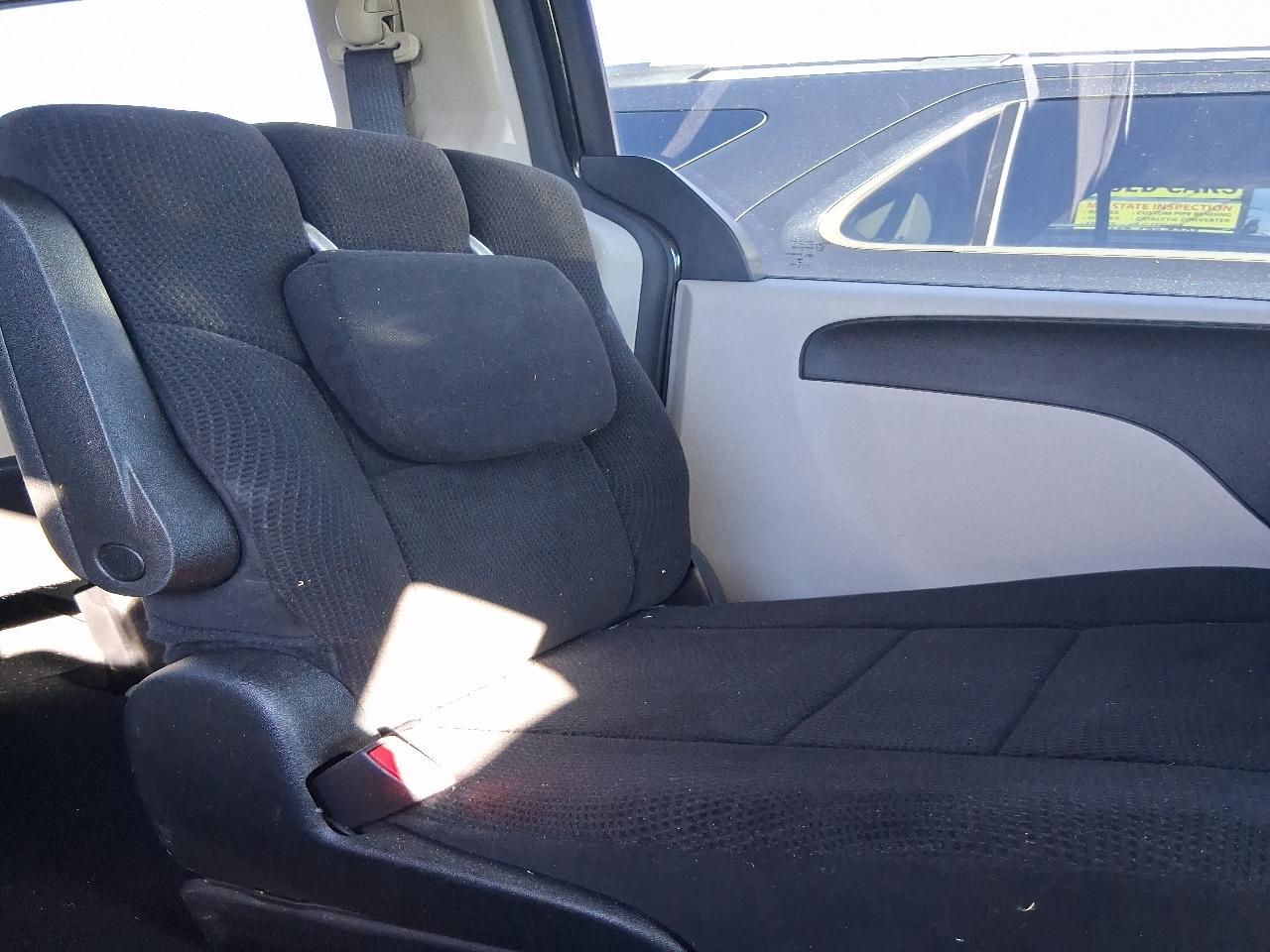 Dodge Grand Caravan SE 2013