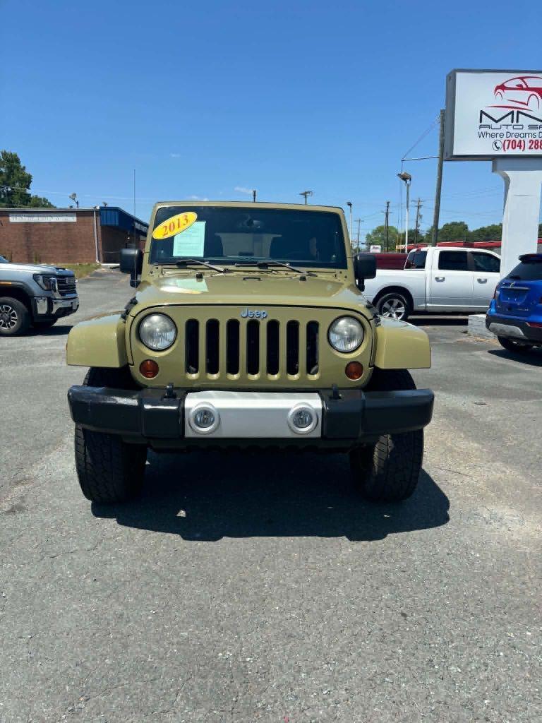 2013 Jeep Wrangler Unlimited Sahara 4WD