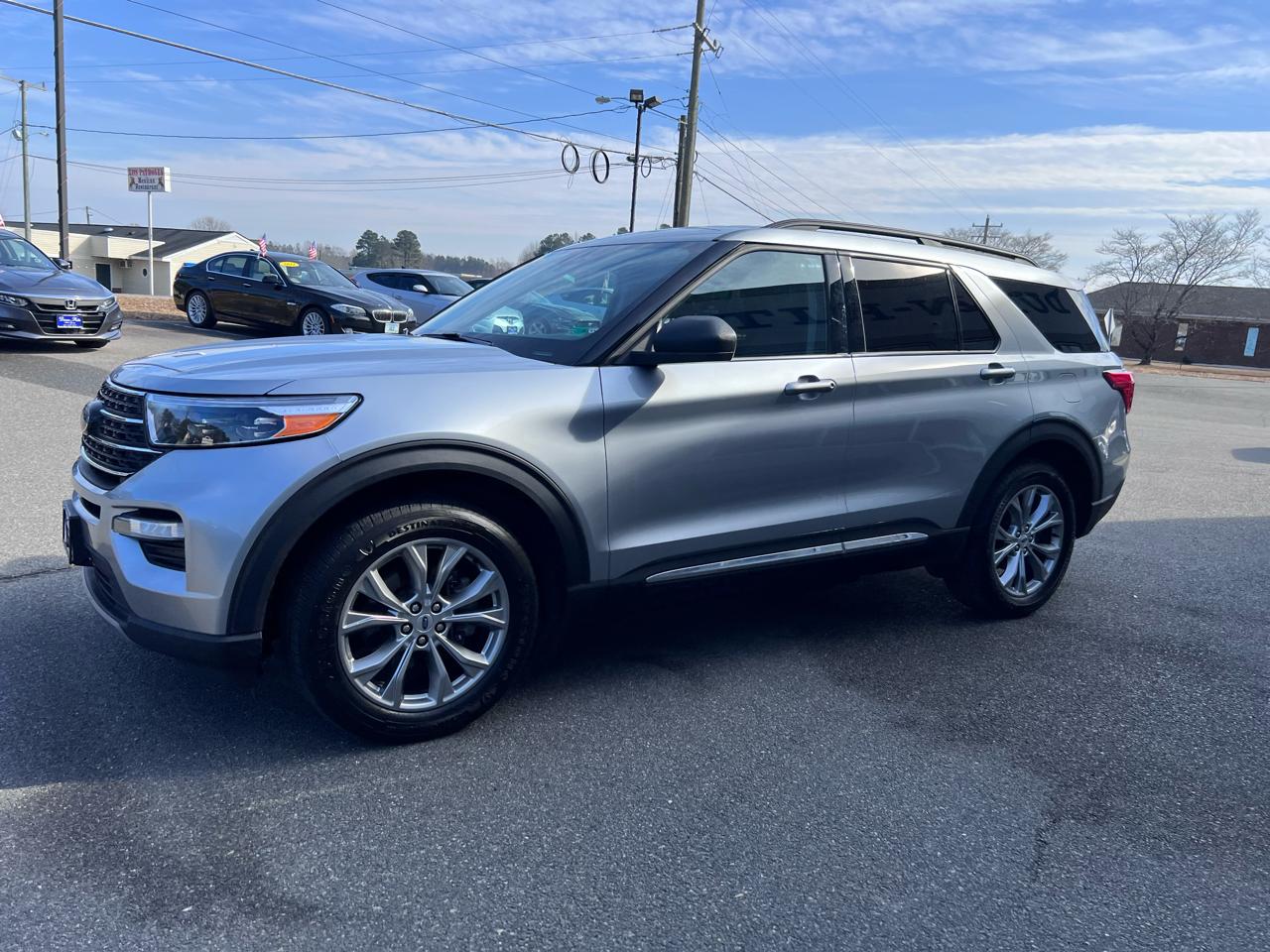 Ford Explorer XLT 4WD 2023