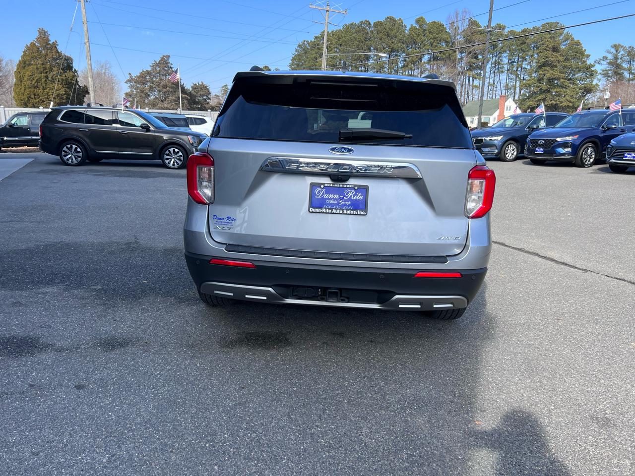 Ford Explorer XLT 4WD 2023