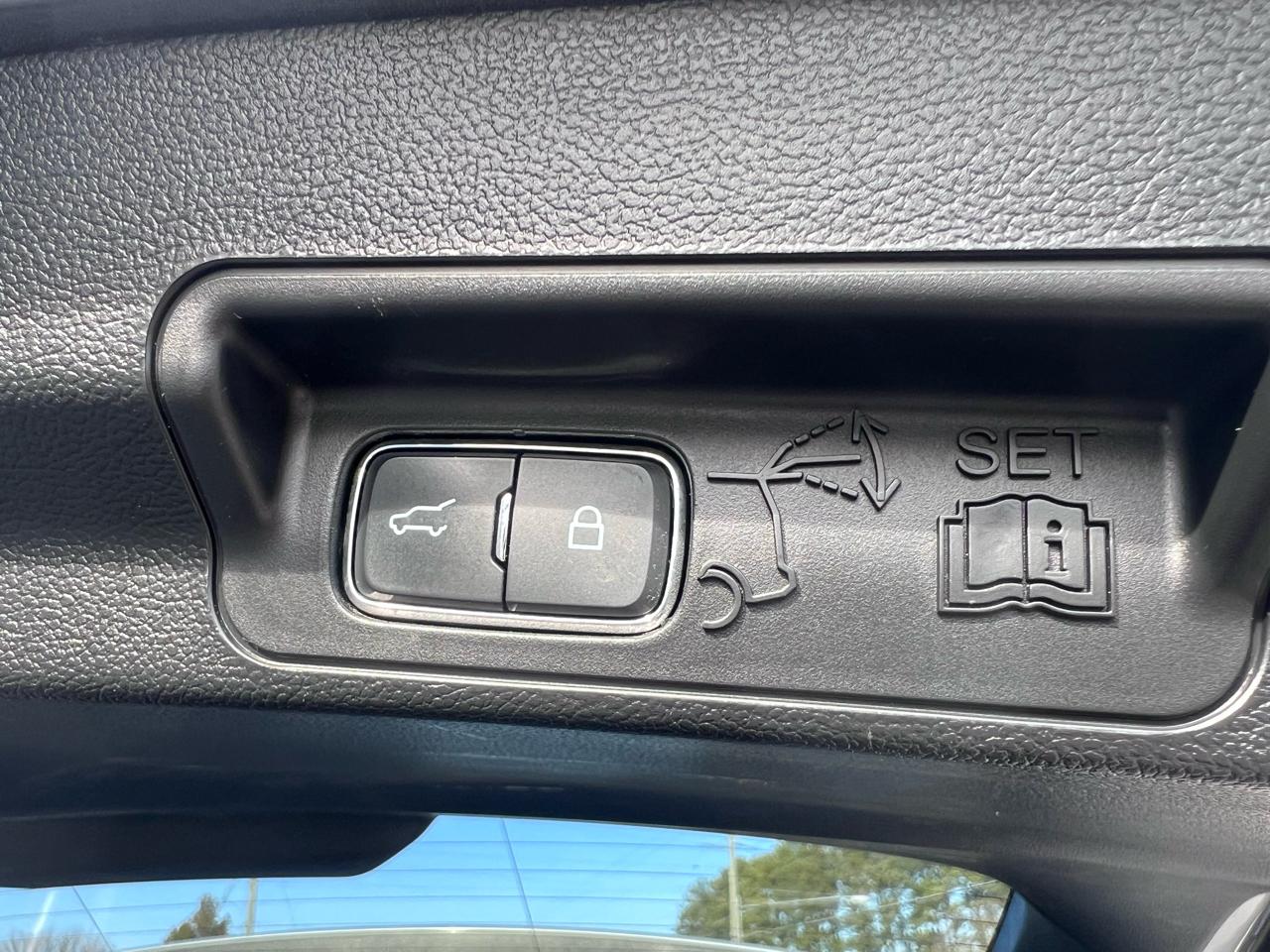 Ford Explorer XLT 4WD 2023