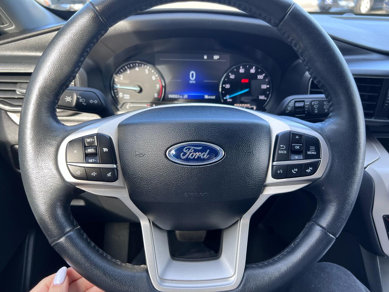 Ford Explorer XLT 4WD 2023