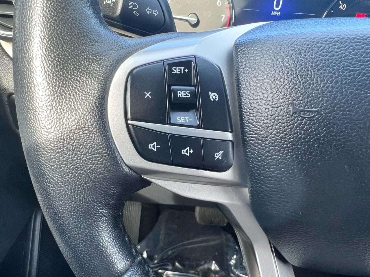 Ford Explorer XLT 4WD 2023