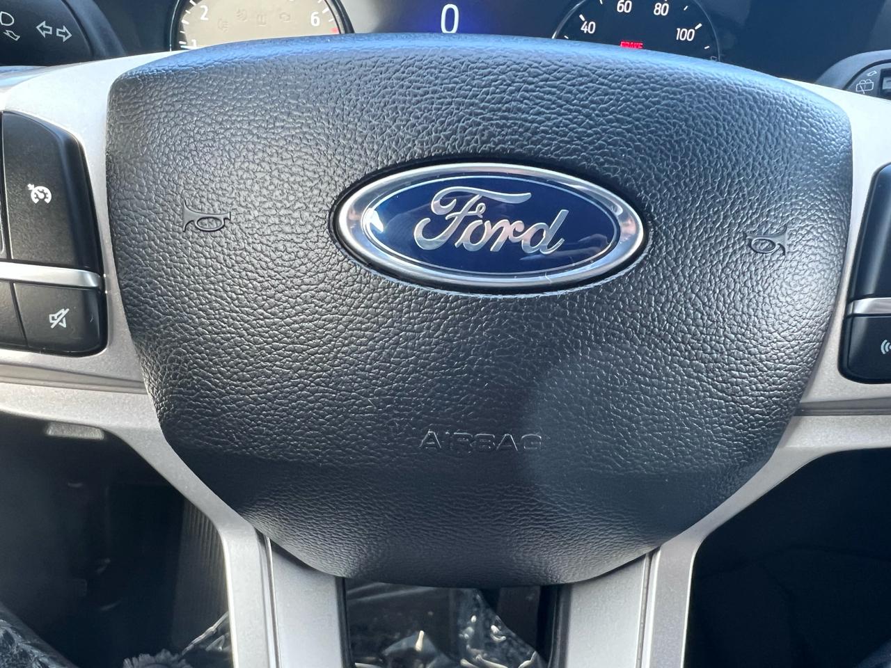 Ford Explorer XLT 4WD 2023