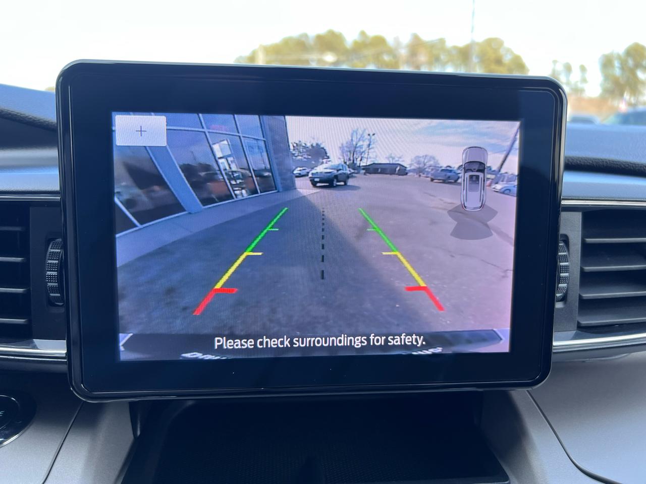 Ford Explorer XLT 4WD 2023