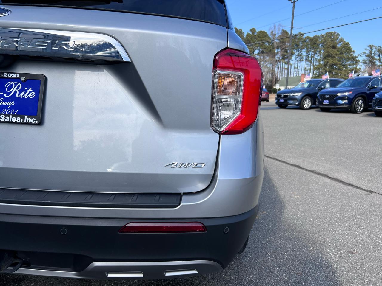 Ford Explorer XLT 4WD 2023