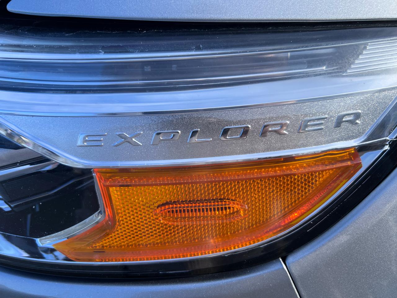 Ford Explorer XLT 4WD 2023