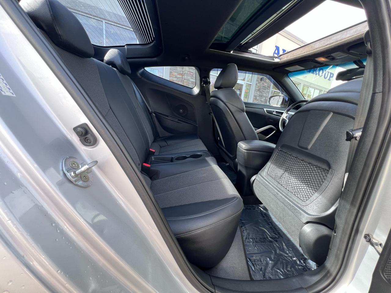 Hyundai Veloster 3dr Cpe Auto 2016