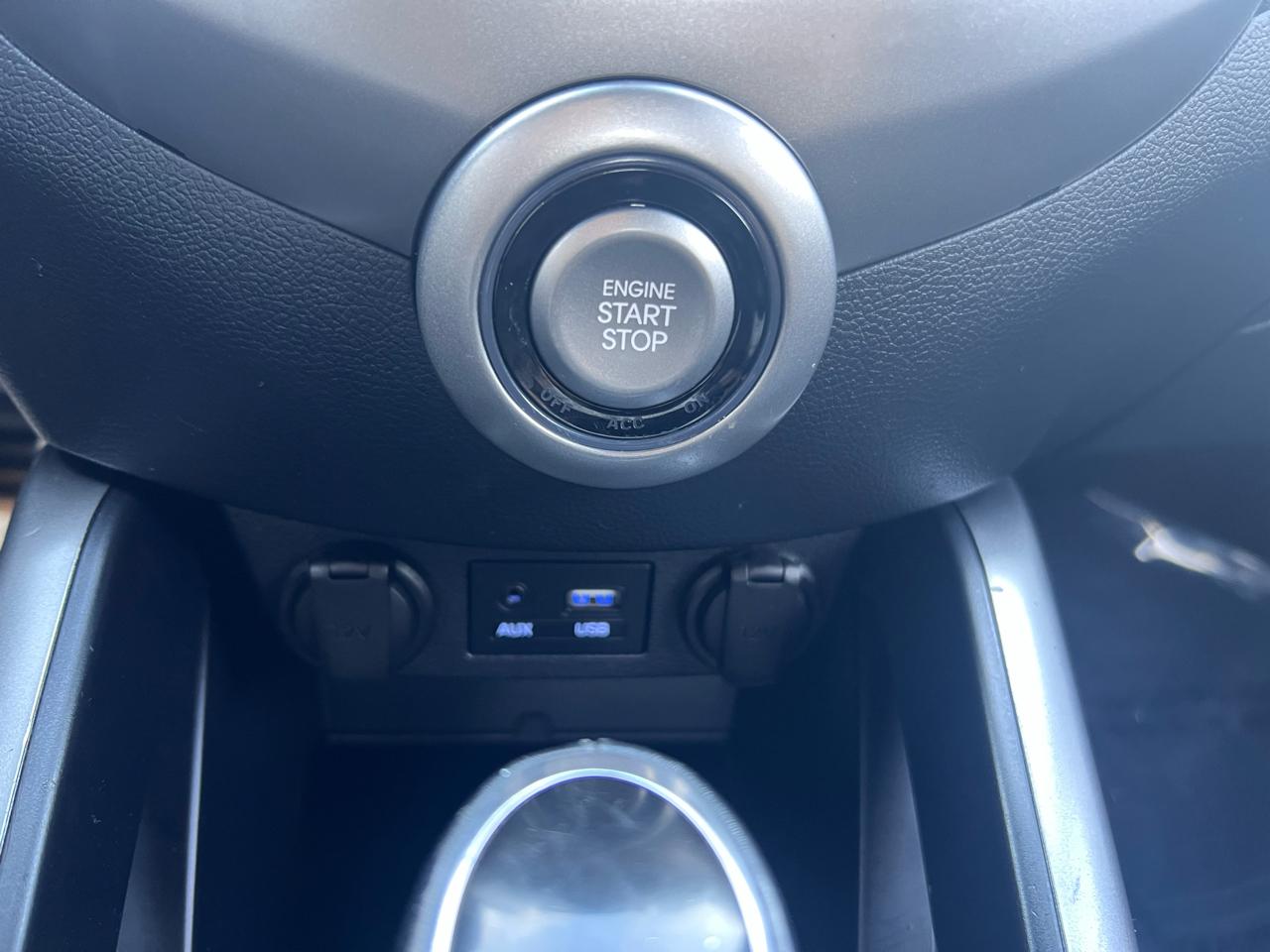 Hyundai Veloster 3dr Cpe Auto 2016