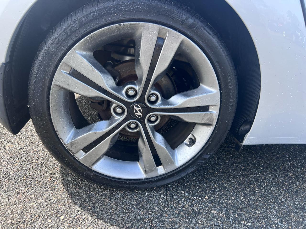 Hyundai Veloster 3dr Cpe Auto 2016