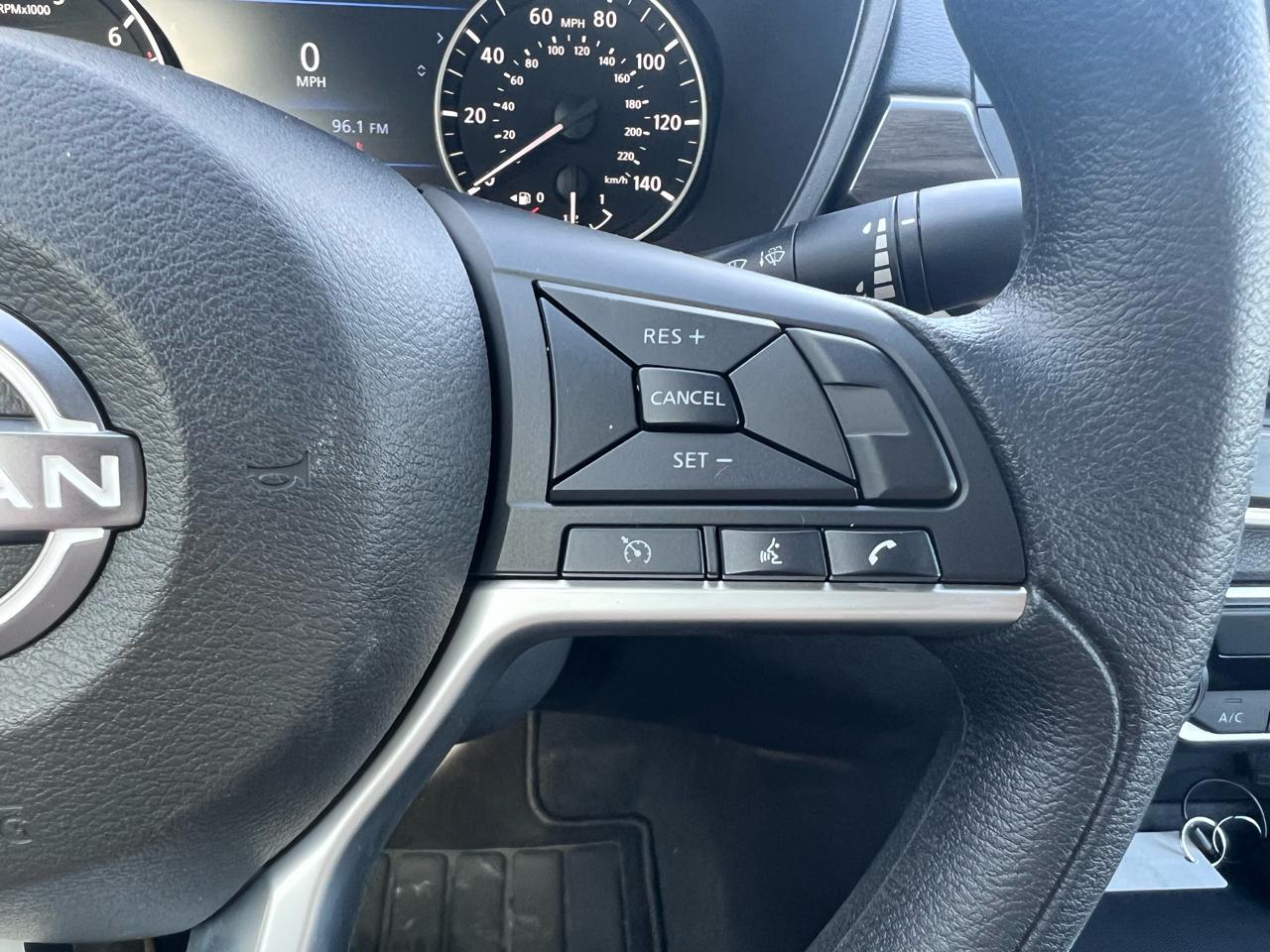 Nissan Altima SV FWD 2025