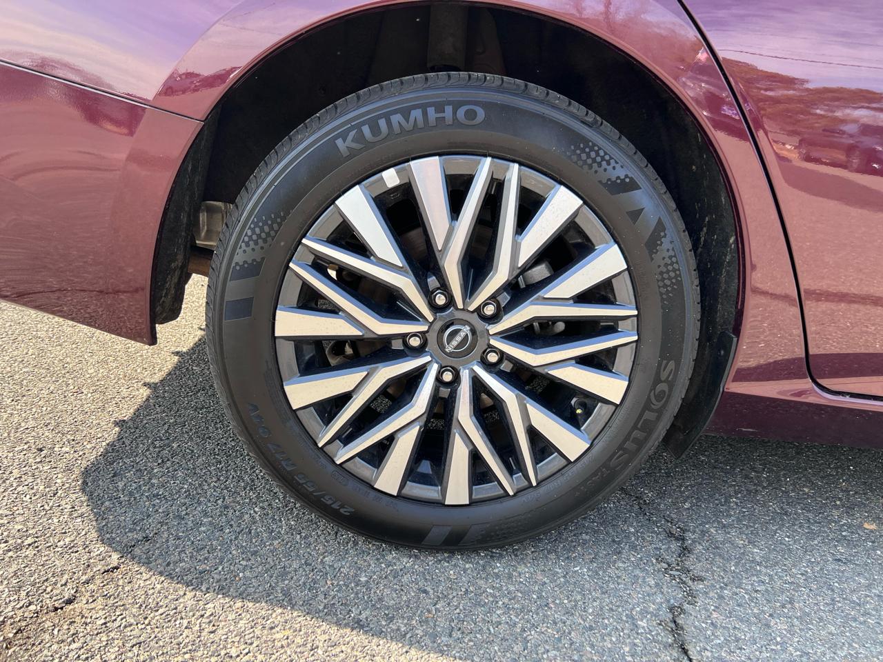 Nissan Altima SV FWD 2025